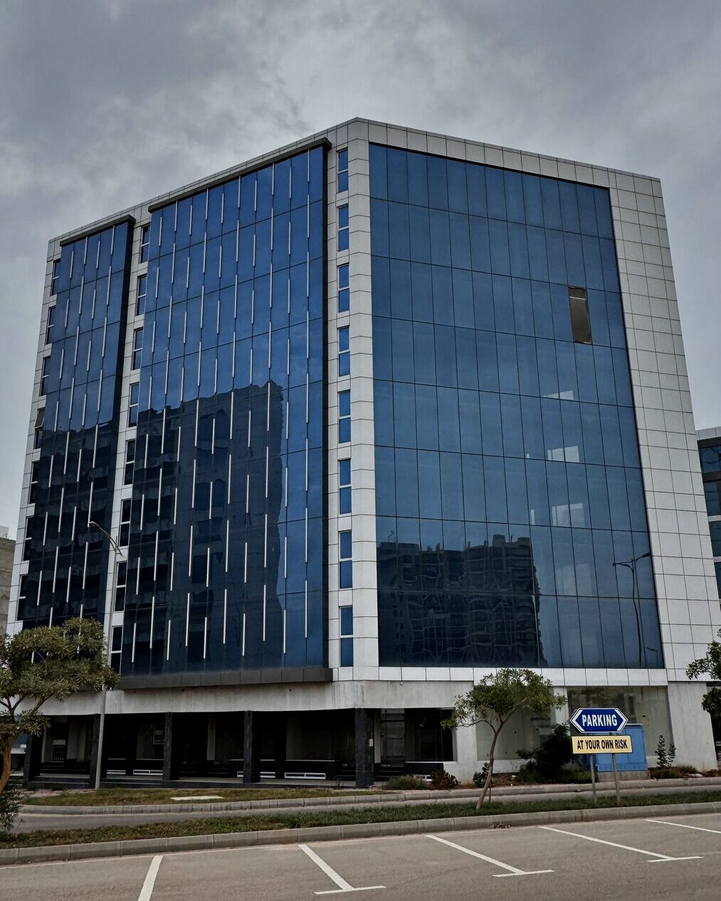 Midway Gold, a glass-fronted commercial building at Midway A, Bahria Town Karachi