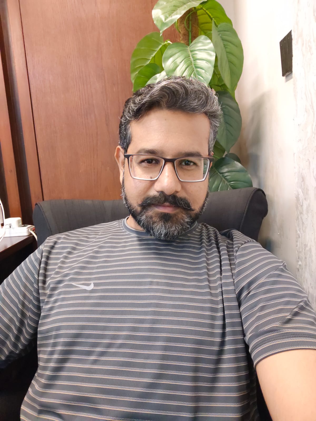 Inayat Qureshi, Manager, Accounts & Operations